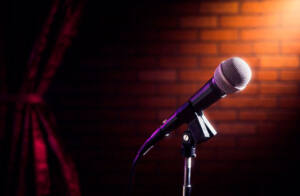 contratar monologuistas